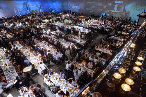 2-226-diners-wins-tel-aviv-largest-shabbat-dinner-record-san-diego